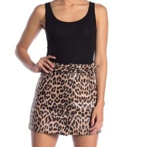 🐆Embossed Leopard Faux Leather Skirt